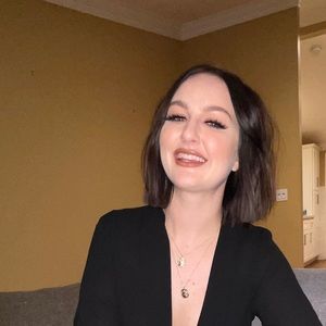 Meet your Posher, Casey